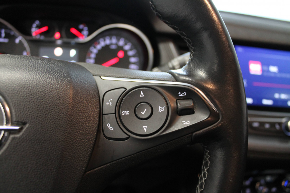 Acheter Opel Grandland X Grandland X 2.0 Diesel 177 ch BVA8 Ultimate 5p occasion dans les concessions du Groupe Faurie