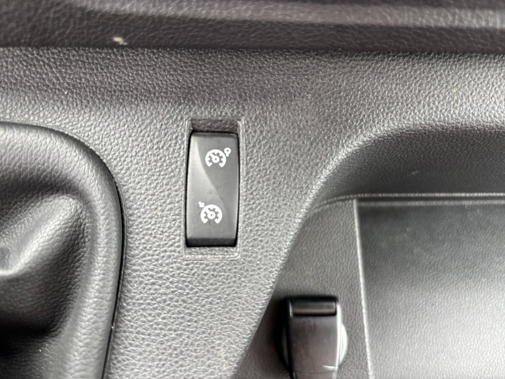 Acheter Opel Movano MOVANO GRAND VOLUME C3500 L3H1 145 CH BITURBO S/S  2p occasion dans les concessions du Groupe Faurie