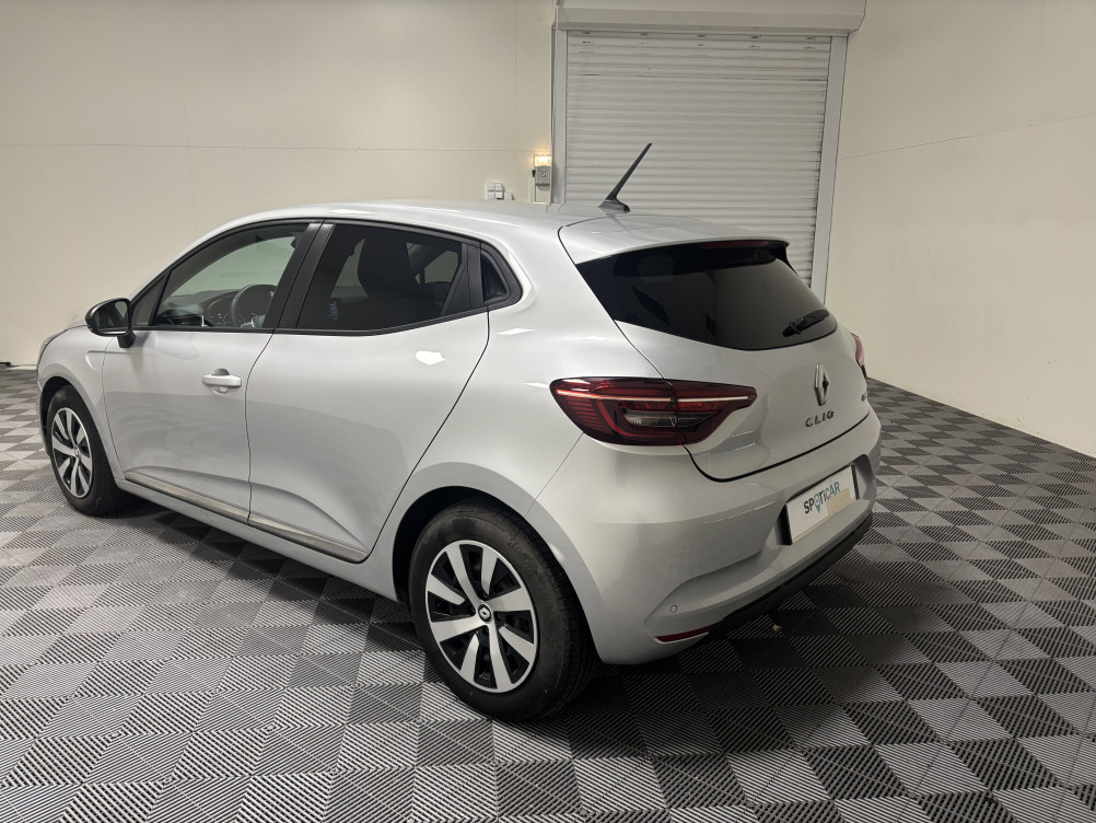 Acheter Renault Clio 5 Clio E-Tech full hybrid 145 Evolution 5p occasion dans les concessions du Groupe Faurie
