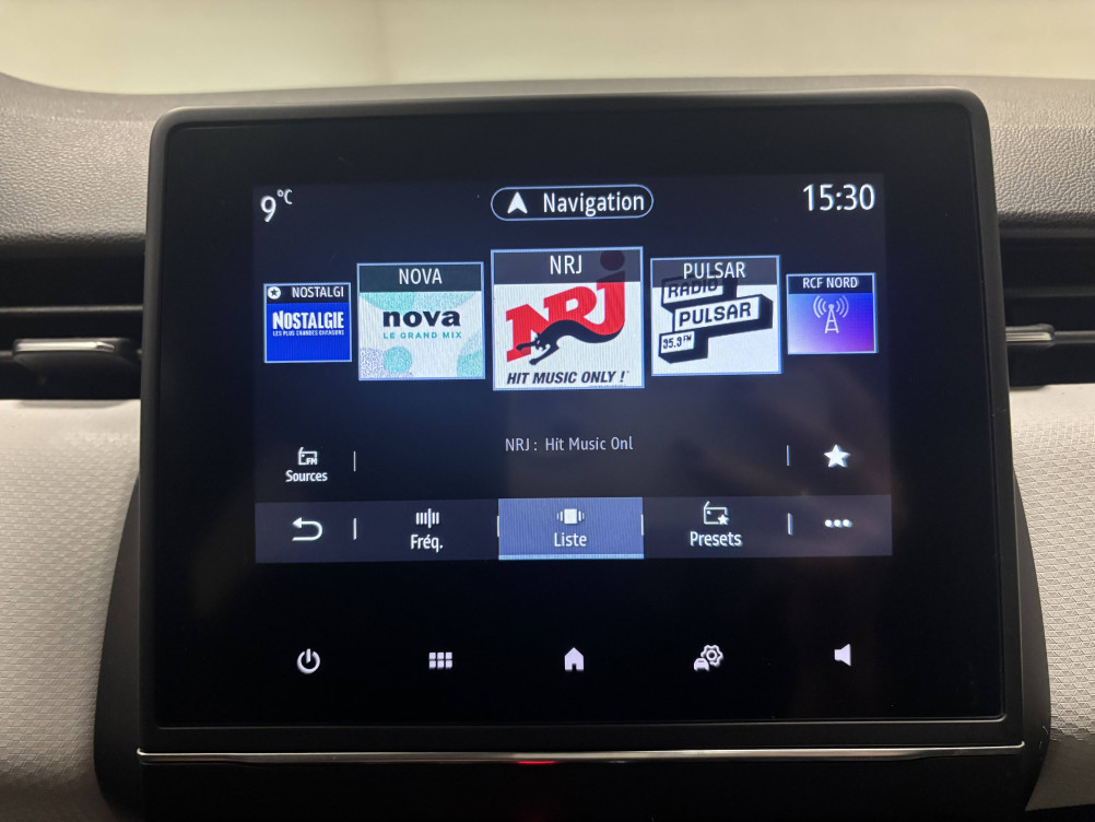 Acheter Renault Clio 5 Clio E-Tech full hybrid 145 Evolution 5p occasion dans les concessions du Groupe Faurie