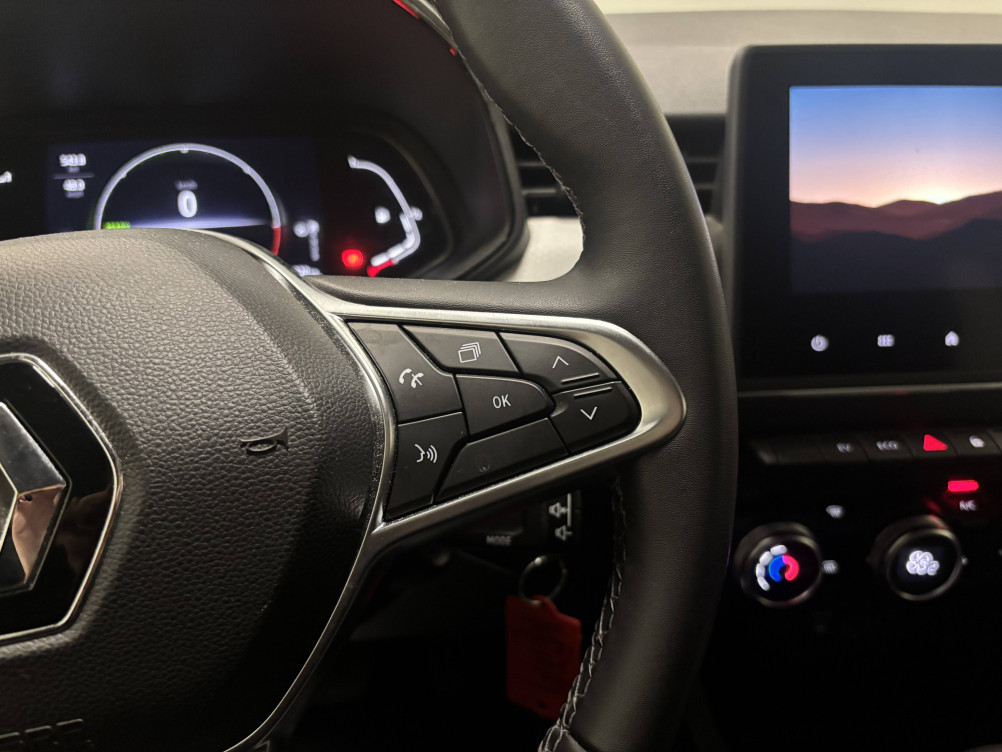 Acheter Renault Clio 5 Clio E-Tech full hybrid 145 Evolution 5p occasion dans les concessions du Groupe Faurie