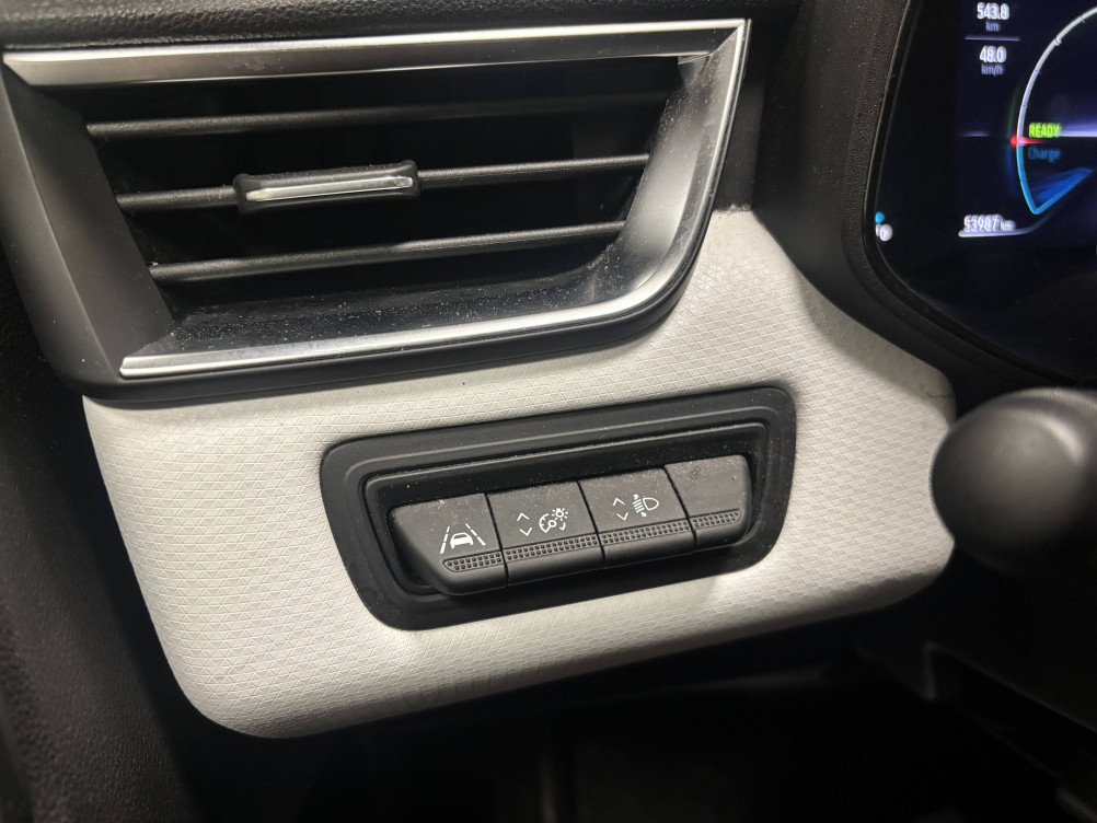 Acheter Renault Clio 5 Clio E-Tech full hybrid 145 Evolution 5p occasion dans les concessions du Groupe Faurie