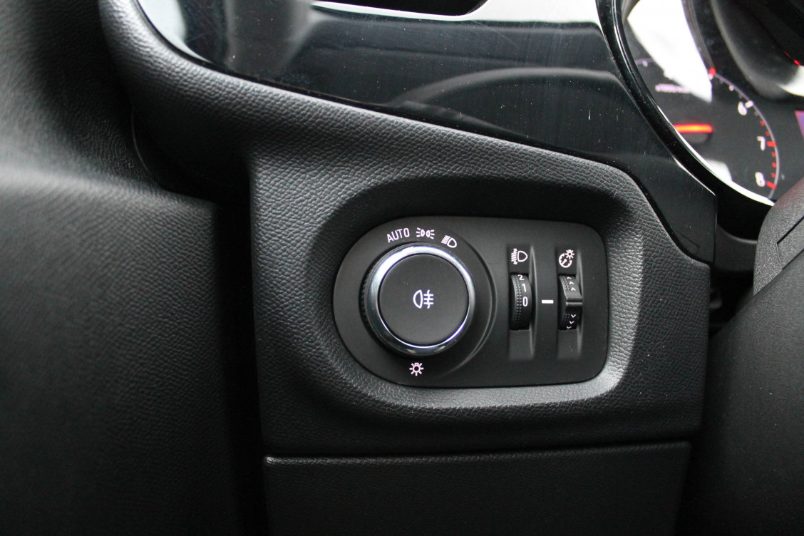 Acheter Opel Corsa Corsa 1.5 Diesel 100 ch BVM6 Edition 5p occasion dans les concessions du Groupe Faurie