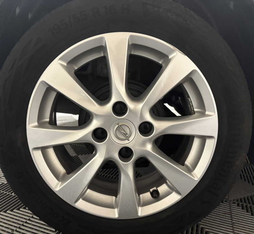 Acheter Opel Corsa Corsa 1.2 75 ch BVM5 Elegance Business 5p occasion dans les concessions du Groupe Faurie