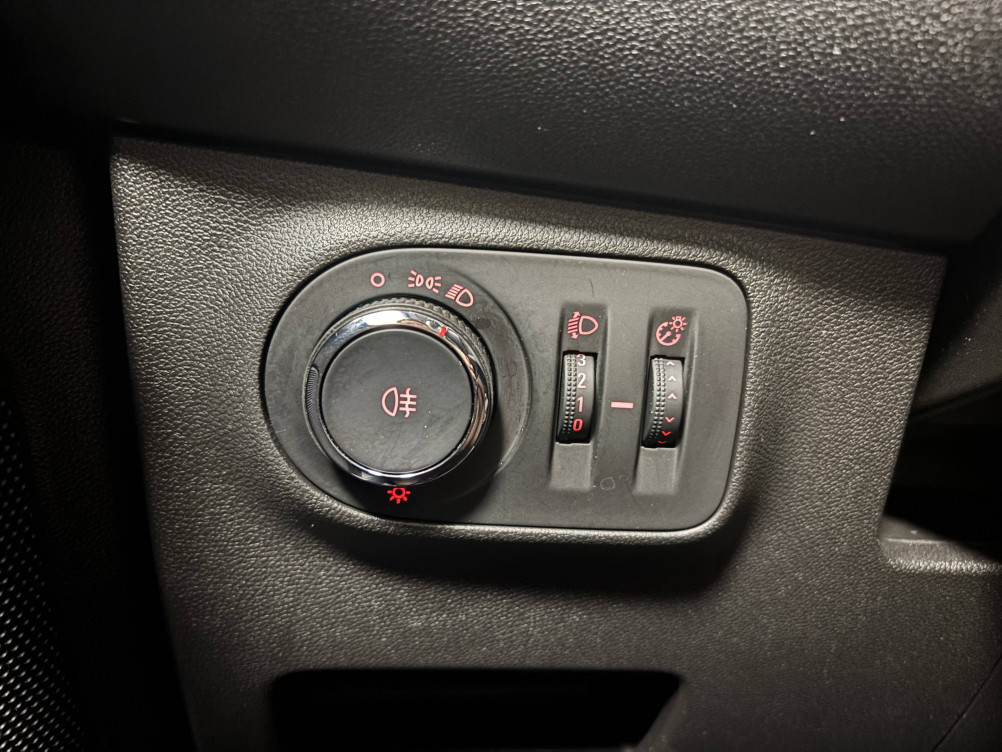 Acheter Opel Adam Adam 1.4 Twinport 87 ch S/S Unlimited 3p occasion dans les concessions du Groupe Faurie