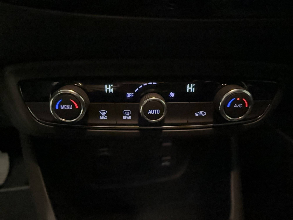 Acheter Opel Crossland X Crossland X 1.2 Turbo 110 ch Design 120 ans 5p occasion dans les concessions du Groupe Faurie