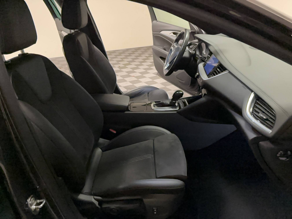 Acheter Opel Insignia Insignia Sports Tourer 2.0 Diesel 174 ch BVA8 Ultimate 5p occasion dans les concessions du Groupe Faurie