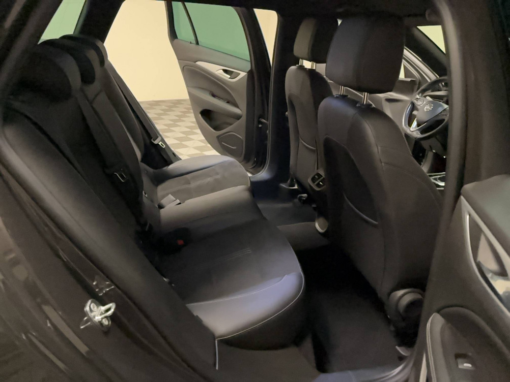 Acheter Opel Insignia Insignia Sports Tourer 2.0 Diesel 174 ch BVA8 Ultimate 5p occasion dans les concessions du Groupe Faurie