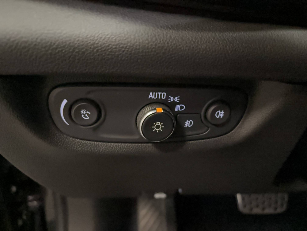 Acheter Opel Insignia Insignia Sports Tourer 2.0 Diesel 174 ch BVA8 Ultimate 5p occasion dans les concessions du Groupe Faurie