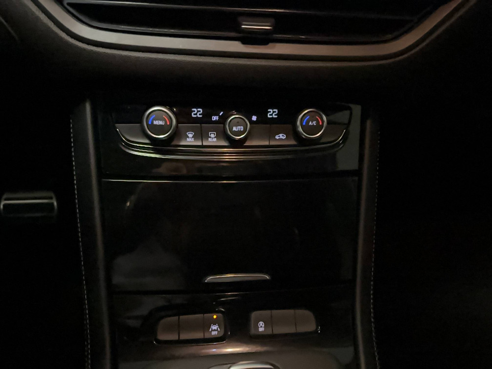 Acheter Opel Grandland Grandland 1.5 Diesel 130 ch BVA8 GS Line 5p occasion dans les concessions du Groupe Faurie