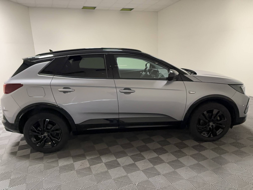 Acheter Opel Grandland Grandland 1.5 Diesel 130 ch BVA8 GS Line 5p occasion dans les concessions du Groupe Faurie