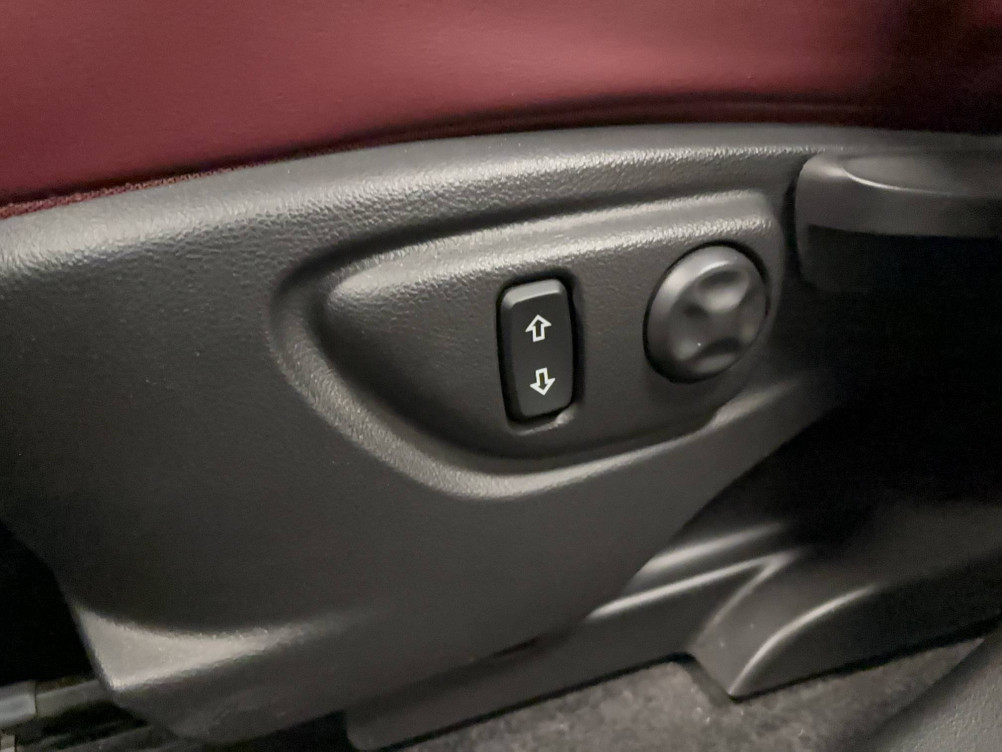 Acheter Opel Mokka Mokka X 1.6 CDTI - 136 ch 4x2 BVA6 Ultimate 5p occasion dans les concessions du Groupe Faurie