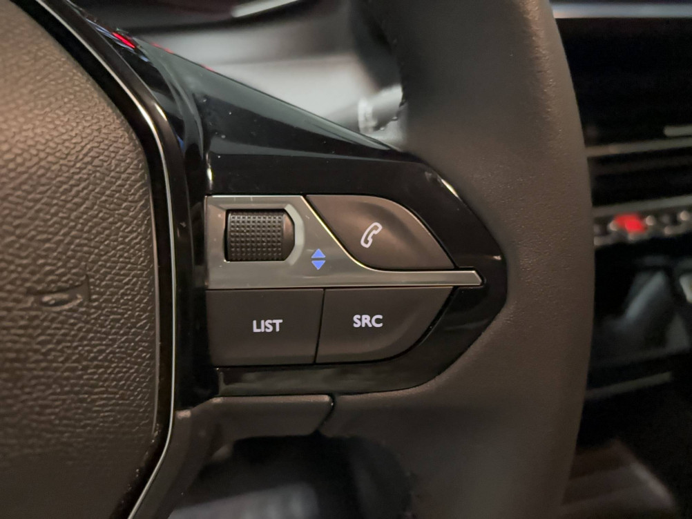 Acheter Peugeot 208 208 PureTech 100 S&S BVM6 Allure 5p occasion dans les concessions du Groupe Faurie