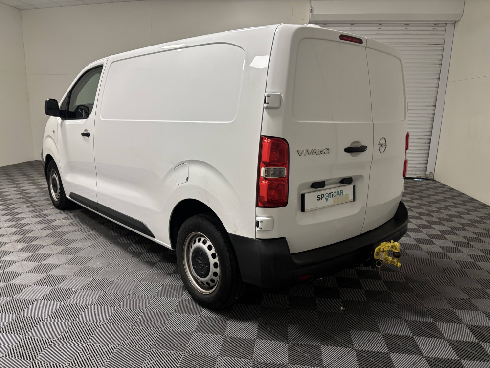 Acheter Opel Vivaro Fourgon VIVARO FGN L2 2.0 DIESEL 120 CH PTAC AUGMENTE PACK CLIM 4p occasion dans les concessions du Groupe Faurie