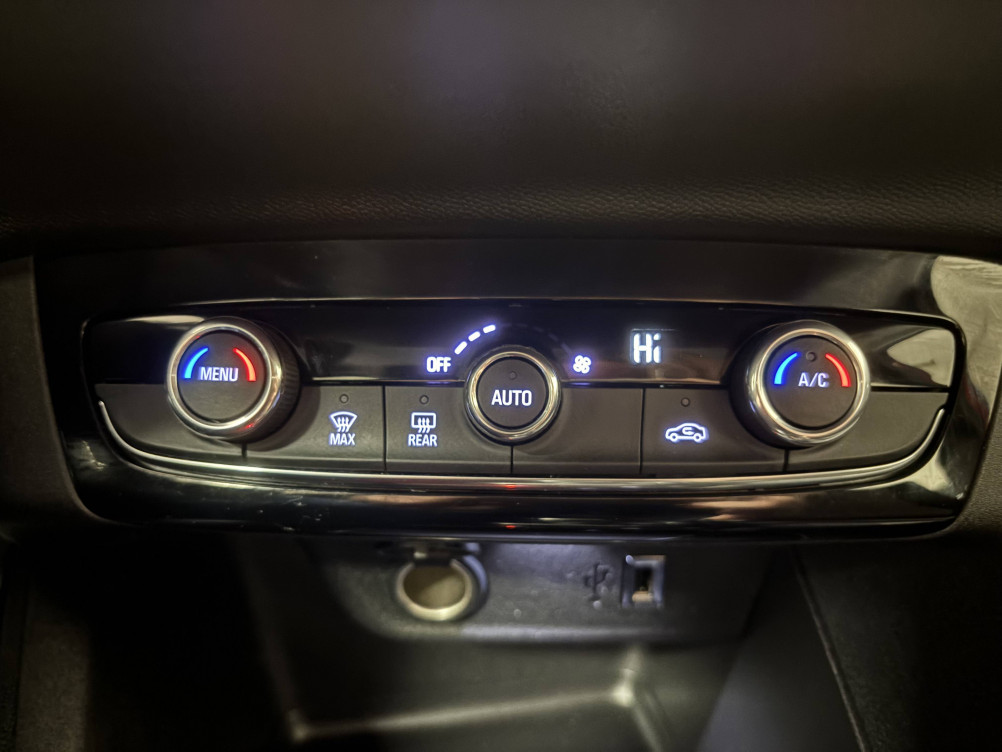 Acheter Opel Corsa E Corsa Electrique 136 ch & Batterie 50 kWh Edition 5p occasion dans les concessions du Groupe Faurie