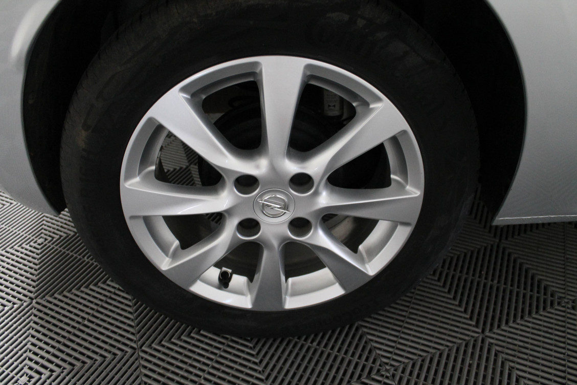 Acheter Opel Corsa Corsa 1.2 Turbo 100 ch BVM6 Edition 5p occasion dans les concessions du Groupe Faurie