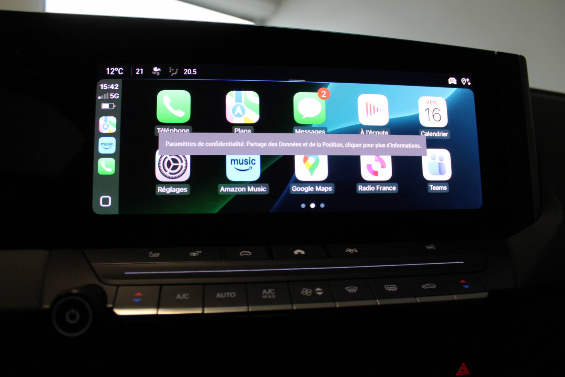 Acheter Opel Astra Astra Hybrid 180 ch BVA8 Elegance Business 5p occasion dans les concessions du Groupe Faurie