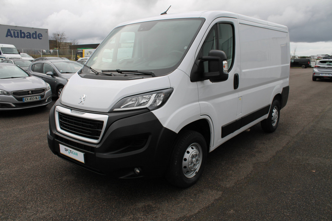 Acheter Peugeot Boxer BOXER TOLE 333 L1H1 BLUEHDI 140 S&S ASPHALT 4p occasion dans les concessions du Groupe Faurie