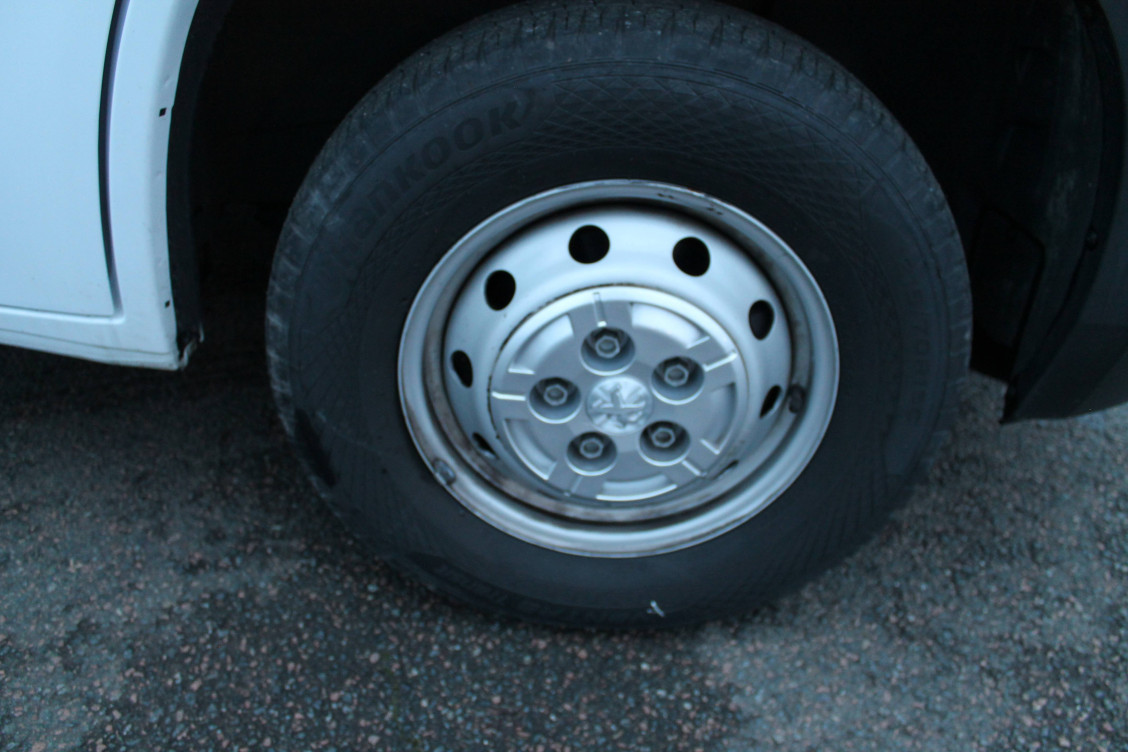 Acheter Peugeot Boxer BOXER TOLE 333 L1H1 BLUEHDI 140 S&S ASPHALT 4p occasion dans les concessions du Groupe Faurie