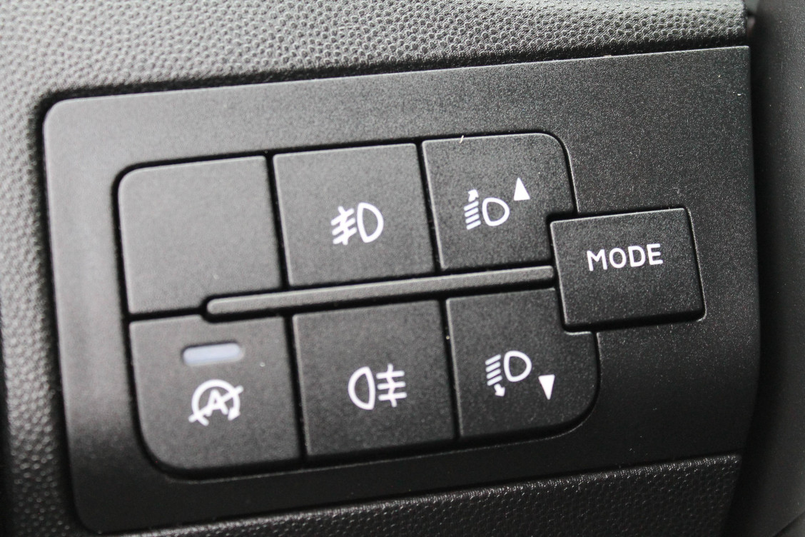 Acheter Peugeot Boxer BOXER TOLE 333 L1H1 BLUEHDI 140 S&S ASPHALT 4p occasion dans les concessions du Groupe Faurie