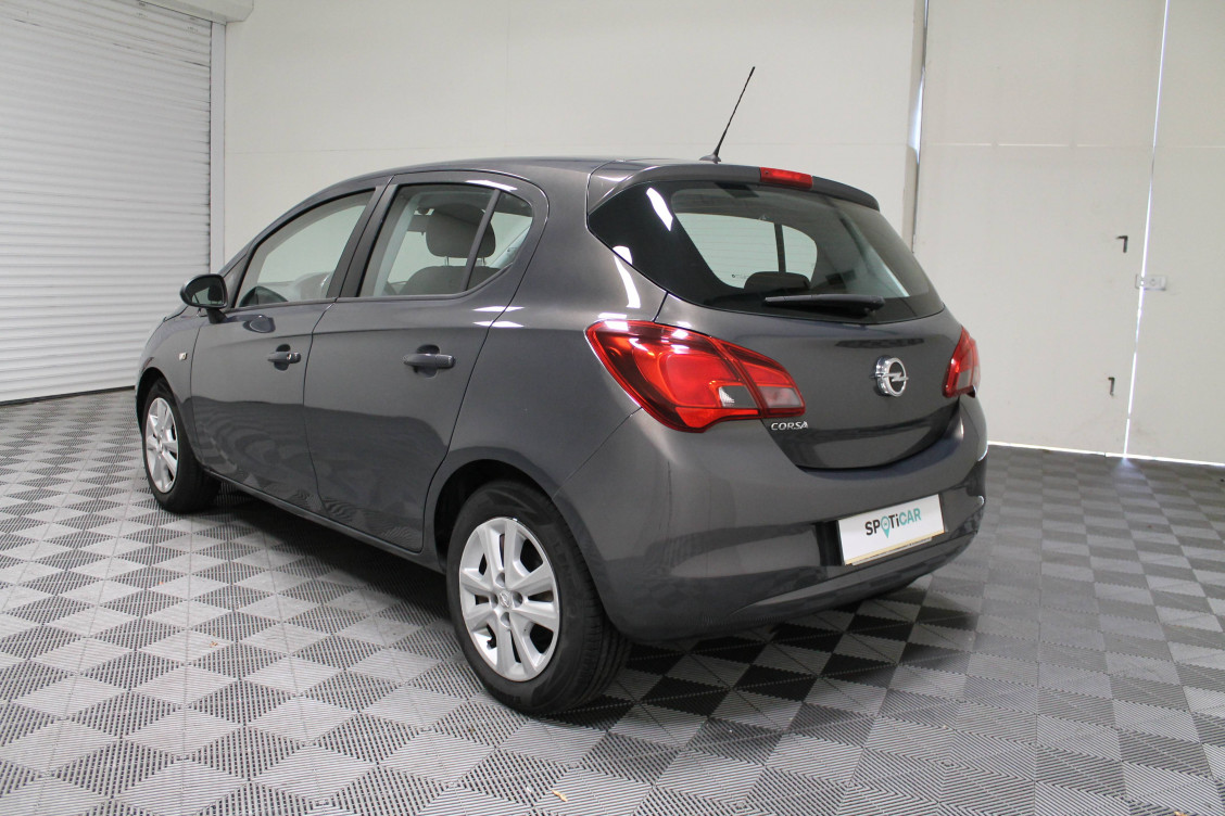 Acheter Opel Corsa E Corsa 1.4 90 ch Edition 5p occasion dans les concessions du Groupe Faurie