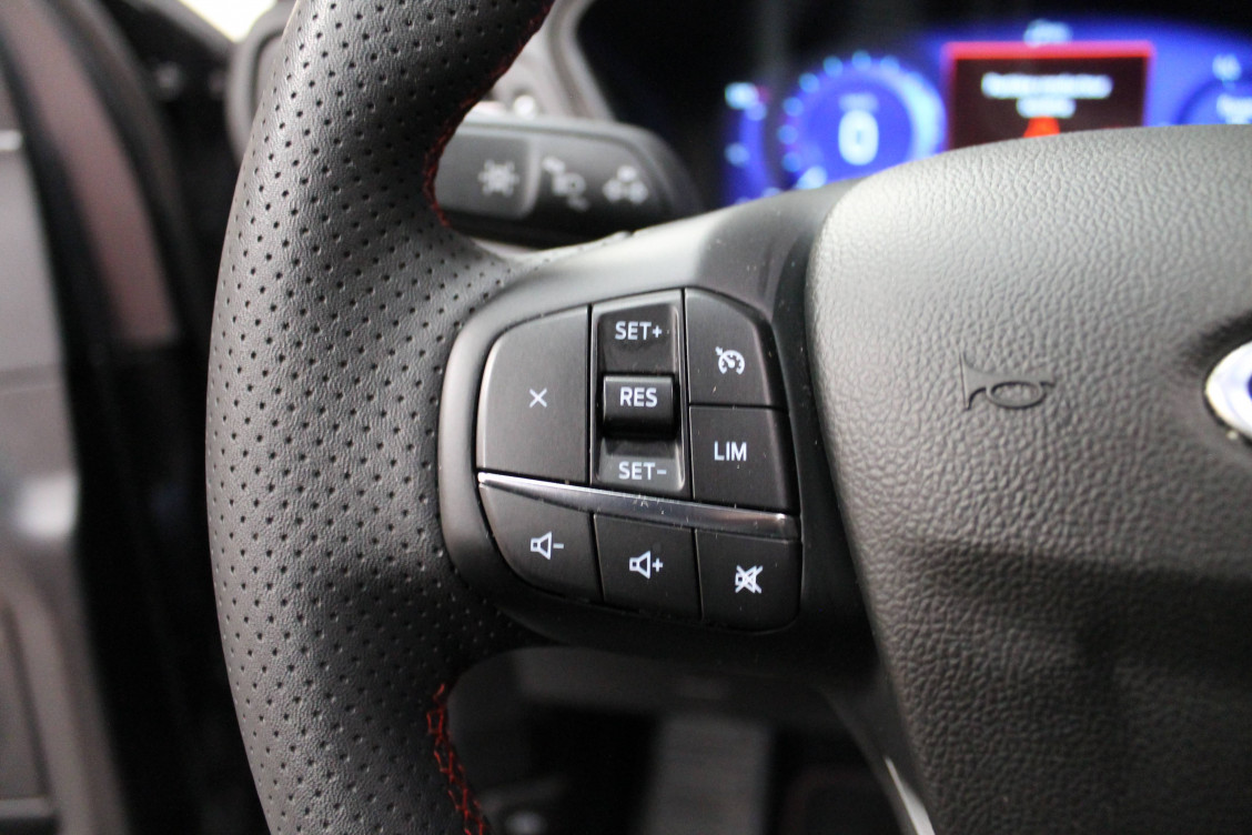 Acheter Ford Kuga Kuga 2.5 Duratec 190 ch FlexiFuel FHEV E85 Powershift ST-Line 5p occasion dans les concessions du Groupe Faurie