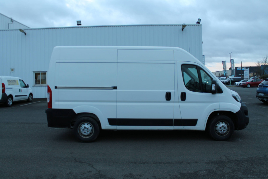 Acheter Peugeot Boxer BOXER TOLE 333 L2H2 BLUEHDI 140 S&S ASPHALT 4p occasion dans les concessions du Groupe Faurie