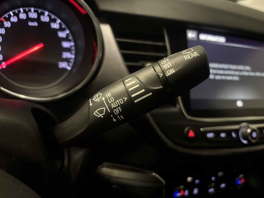 Acheter Opel Crossland Crossland 1.2 Turbo 110 ch BVM6 Elegance Business 5p occasion dans les concessions du Groupe Faurie