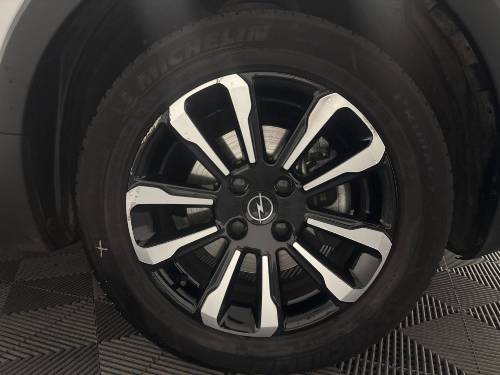 Acheter Opel Crossland Crossland 1.2 Turbo 110 ch BVM6 Elegance Business 5p occasion dans les concessions du Groupe Faurie