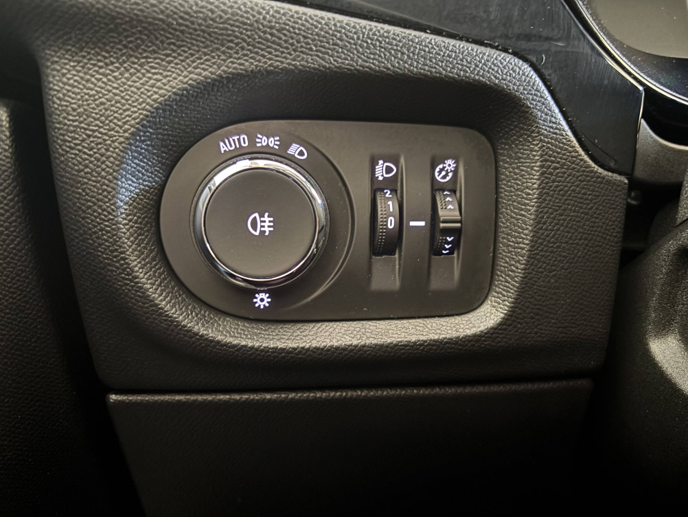 Acheter Opel Corsa E Corsa Electrique 136 ch & Batterie 50 kWh Elegance Business 5p occasion dans les concessions du Groupe Faurie