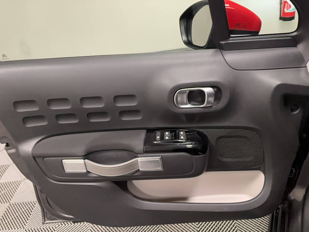 Acheter Citroën C3 C3 BlueHDi 100 S&S BVM6 Shine 5p occasion dans les concessions du Groupe Faurie