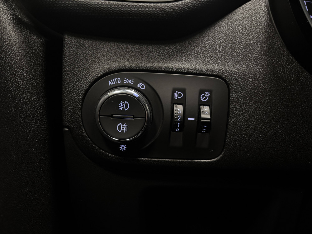 Acheter Opel Crossland Crossland 1.2 Turbo 130 ch BVA6 Elegance Business 5p occasion dans les concessions du Groupe Faurie