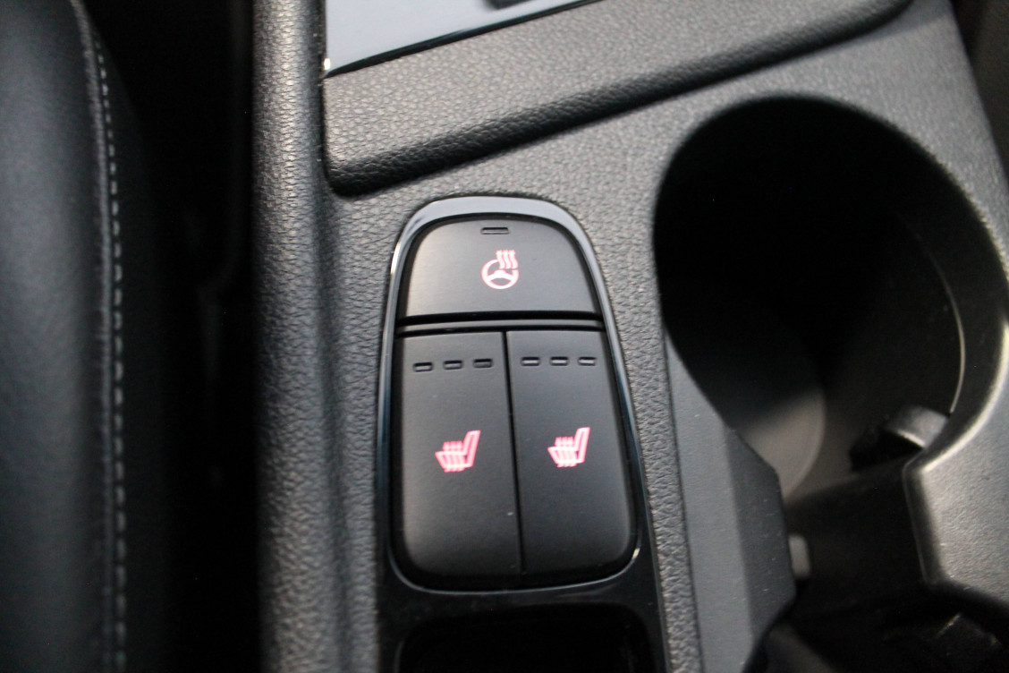 Acheter Kia Niro Niro 1.6 GDi Hybride 141 ch DCT6 Premium 5p occasion dans les concessions du Groupe Faurie