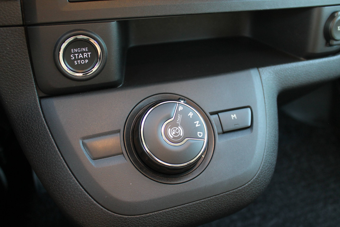 Acheter Opel Vivaro Fourgon VIVARO FGN TAILLE M BLUEHDI 180 S&S EAT8  4p occasion dans les concessions du Groupe Faurie