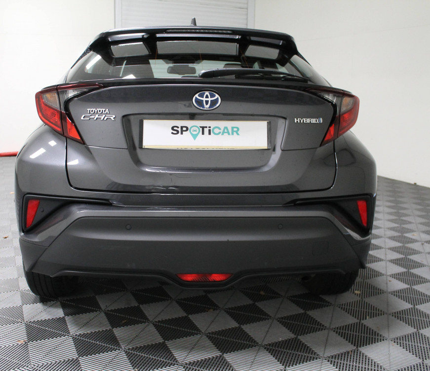 Acheter Toyota C-HR C-HR Hybride 1.8L Dynamic Business + Programme Beyond Zero Academy 5p occasion dans les concessions du Groupe Faurie