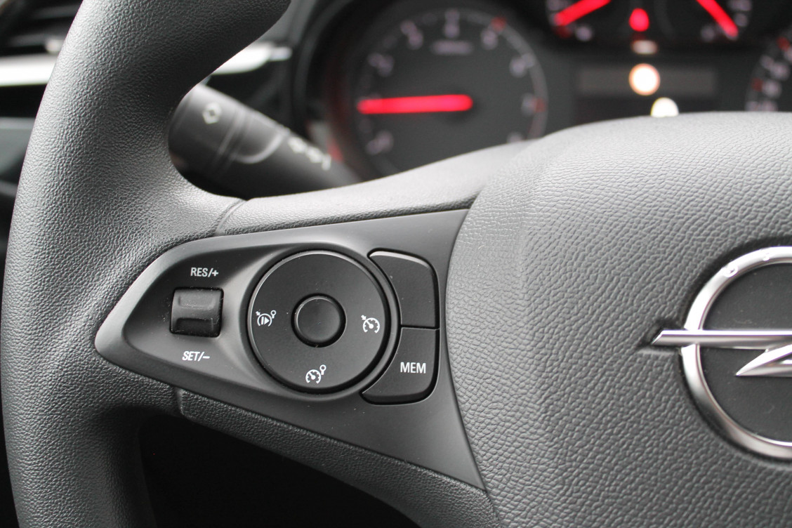 Acheter Opel Corsa Corsa 1.5 Diesel 100 ch BVM6 Edition Business 5p occasion dans les concessions du Groupe Faurie