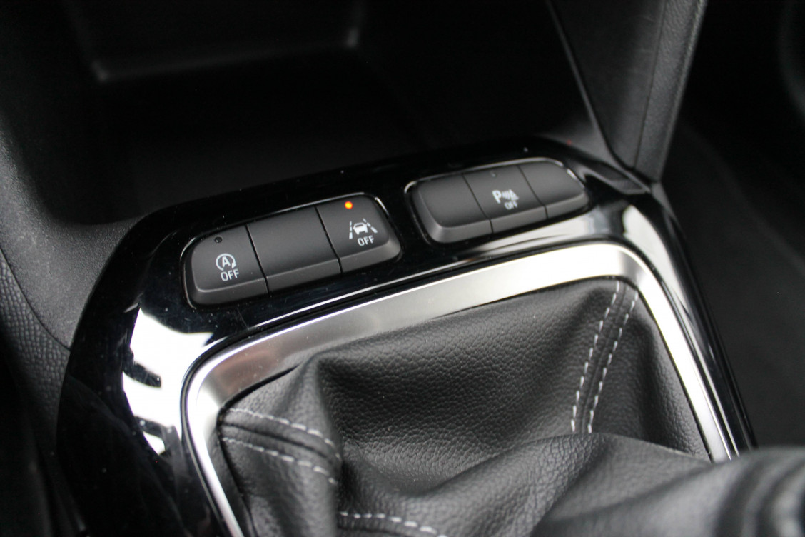 Acheter Opel Corsa Corsa 1.5 Diesel 100 ch BVM6 Edition Business 5p occasion dans les concessions du Groupe Faurie