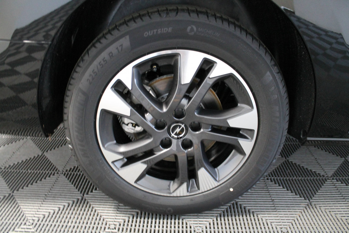 Acheter Opel Zafira Zafira Taille XL 2.2 Diesel 180 ch S&S EAT8 Business Pack 5p neuf dans les concessions du Groupe Faurie