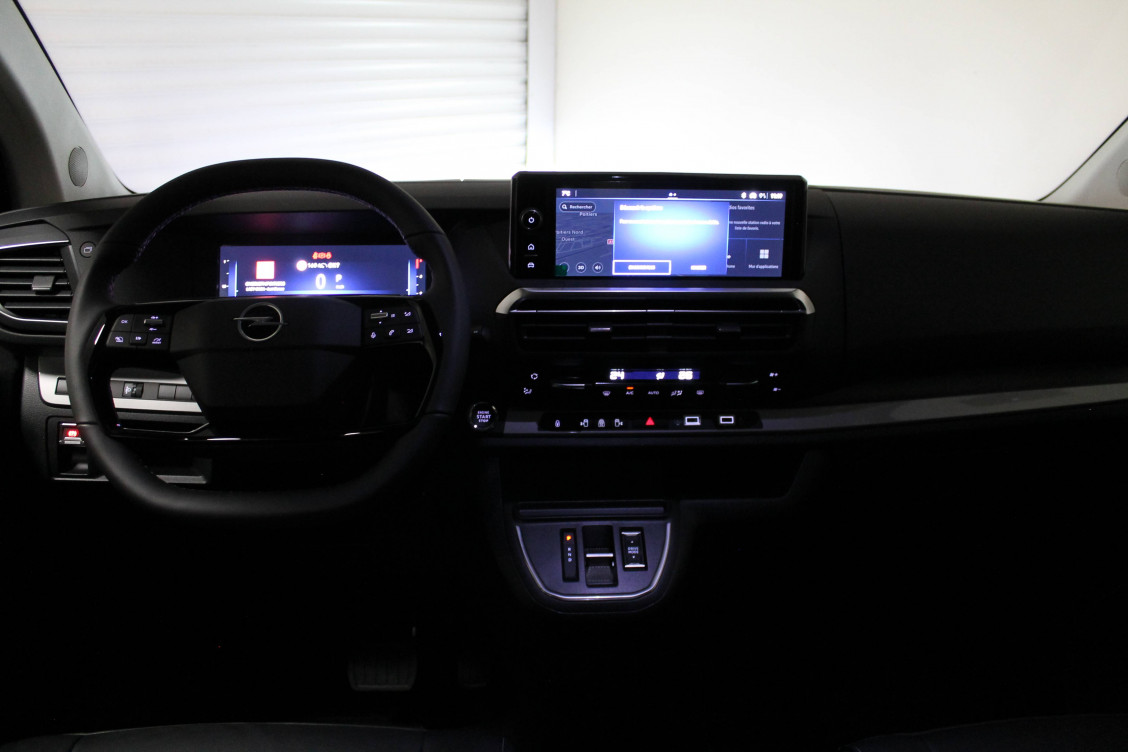 Acheter Opel Zafira Zafira Taille XL 2.2 Diesel 180 ch S&S EAT8 Business Pack 5p neuf dans les concessions du Groupe Faurie