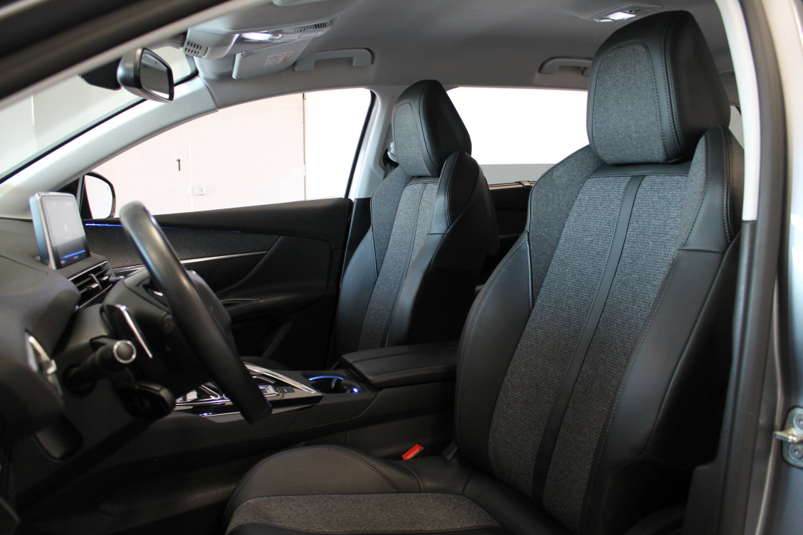 Acheter Peugeot 5008 5008 PureTech 130ch S&S EAT8 Allure Business 5p occasion dans les concessions du Groupe Faurie