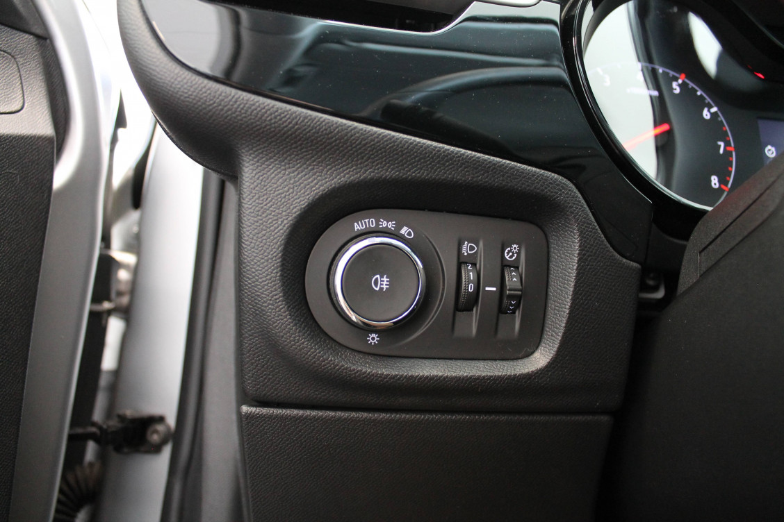 Acheter Opel Corsa Corsa 1.2 Turbo 100 ch BVM6 Edition 5p occasion dans les concessions du Groupe Faurie