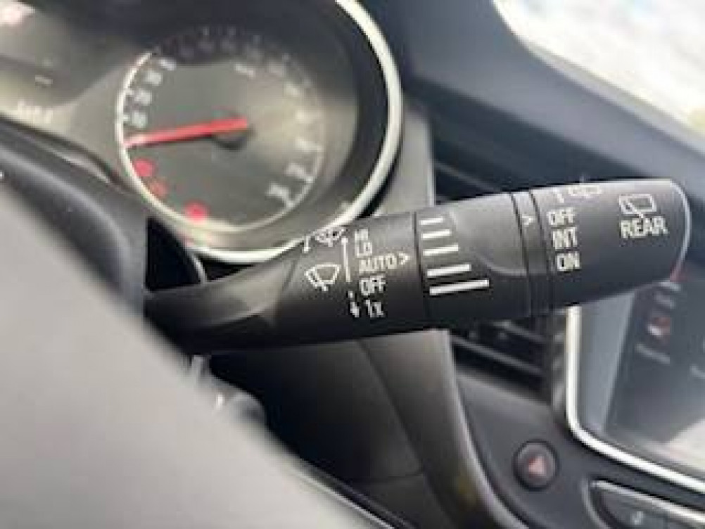 Acheter Opel Crossland Crossland 1.2 Turbo 130 ch BVA6 Elegance Business 5p occasion dans les concessions du Groupe Faurie