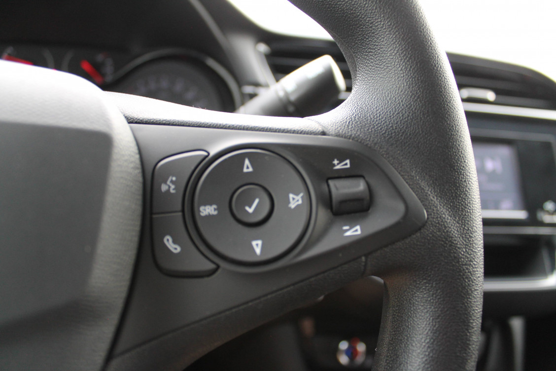 Acheter Opel Corsa Corsa 1.2 75 ch BVM5  5p occasion dans les concessions du Groupe Faurie