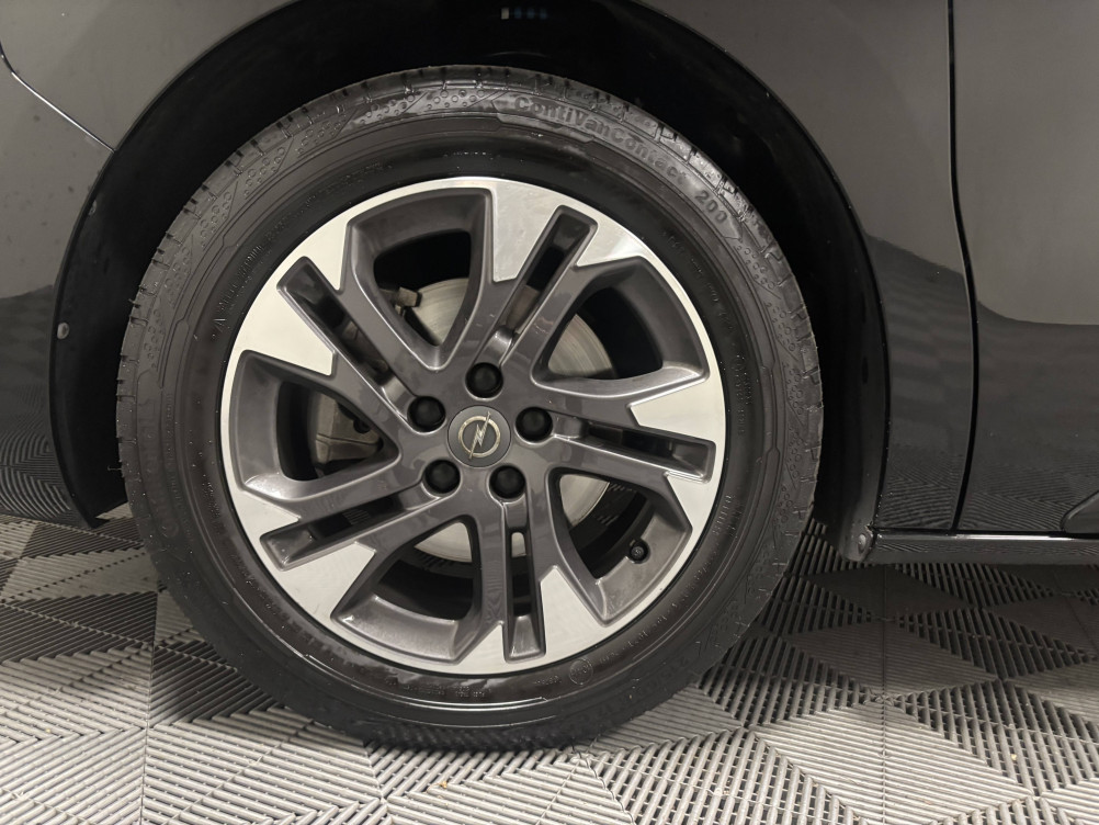 Acheter Opel Vivaro Fourgon VIVARO CA FIXE L3 2.0 DIESEL 180 CH PTAC AUGMENTE BVA8 PACK BUSINESS 4p occasion dans les concessions du Groupe Faurie