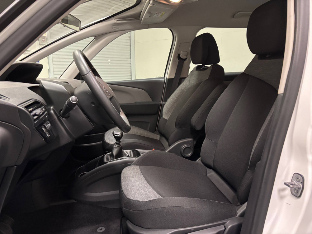 Acheter Citroën C4 Spacetourer Grand C4 Spacetourer PureTech 130 S&S BVM6 Feel 5p occasion dans les concessions du Groupe Faurie