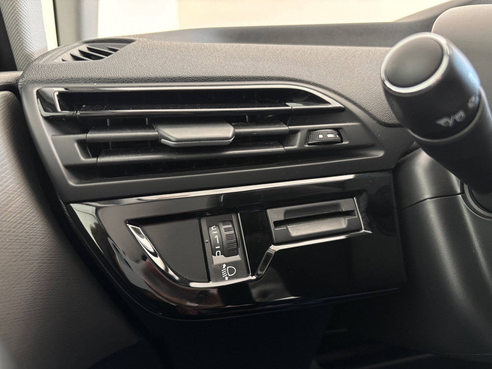 Acheter Citroën C4 Spacetourer Grand C4 Spacetourer PureTech 130 S&S BVM6 Feel 5p occasion dans les concessions du Groupe Faurie