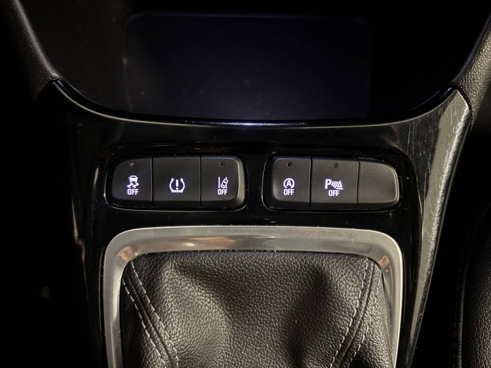 Acheter Opel Crossland Crossland 1.2 Turbo 110 ch BVM6 Elegance Business 5p occasion dans les concessions du Groupe Faurie