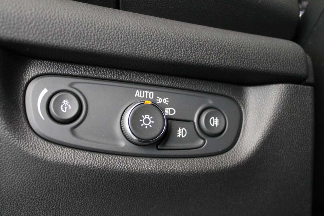 Acheter Opel Insignia Insignia Grand Sport 2.0 Diesel 174 ch BVA8 Ultimate 5p occasion dans les concessions du Groupe Faurie