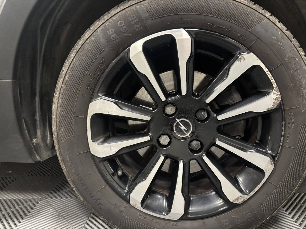 Acheter Opel Crossland Crossland 1.2 Turbo 110 ch BVM6 Elegance Business 5p occasion dans les concessions du Groupe Faurie