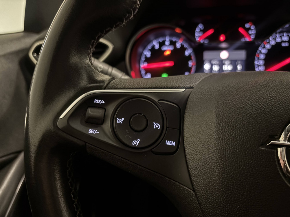 Acheter Opel Crossland Crossland 1.2 Turbo 110 ch BVM6 Elegance Business 5p occasion dans les concessions du Groupe Faurie